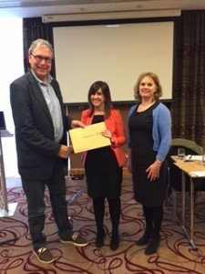 Prof Niesters and Dr Susan Knowles, ISCM President congratulate Dr Emer Doolan, winner of the rapid fire presentation prize